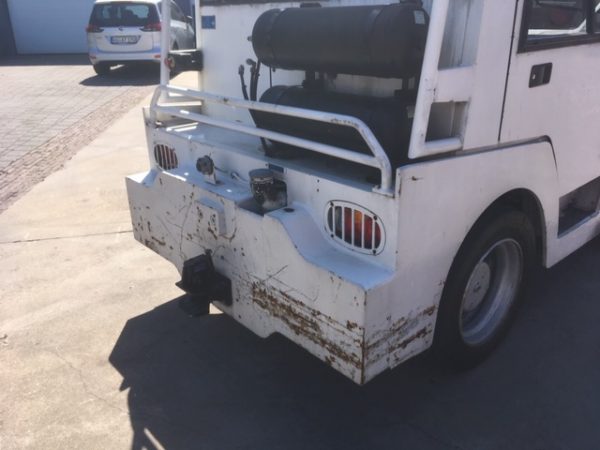 Mulag Comet 6 tow tractor