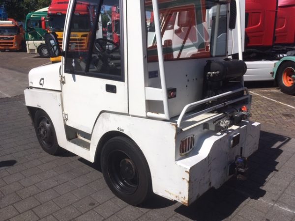 Mulag Comet 6 tow tractor